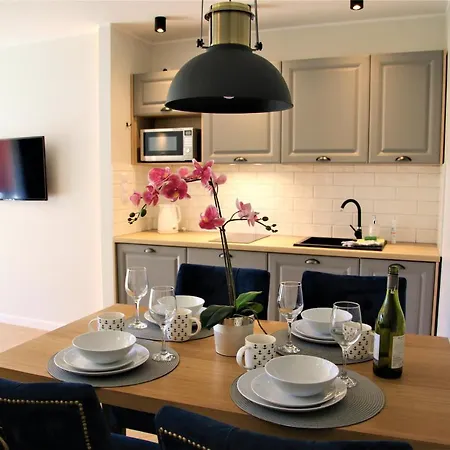 Lägenhet Royal Maris 7 - Najlepsza Lokalizacja W Ustce, Blisko Plazy I Portu, Bezplatny Parking, Scisle Centrum